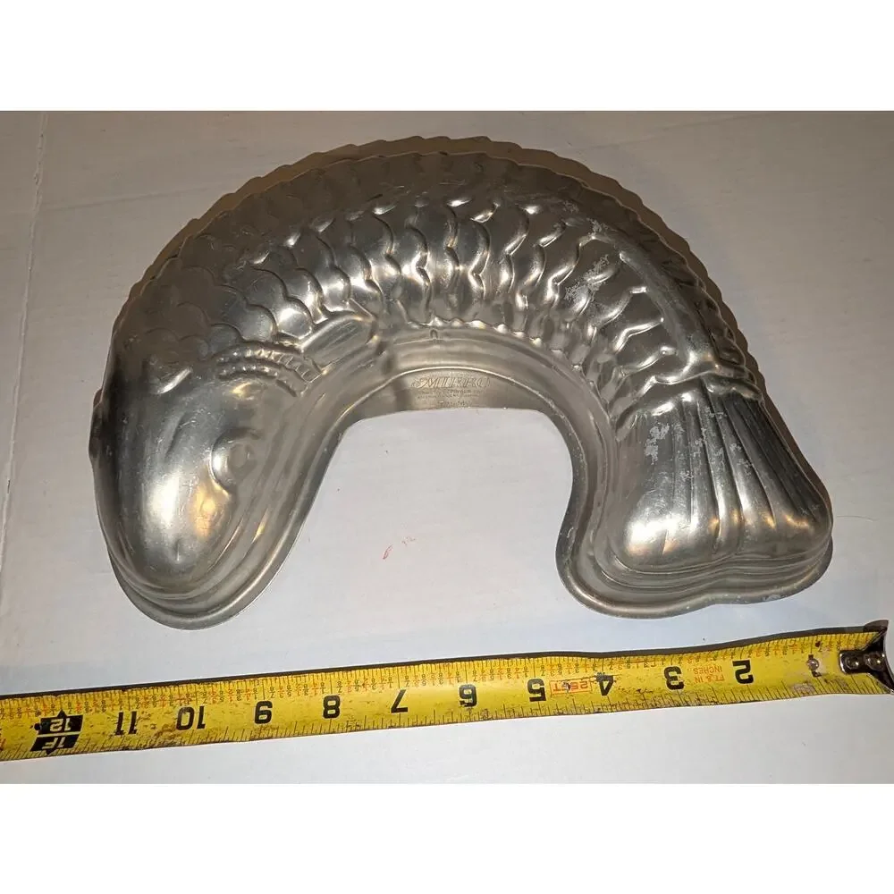 Vintage Mirro Aluminum Fish Mold 725M 12 Inch